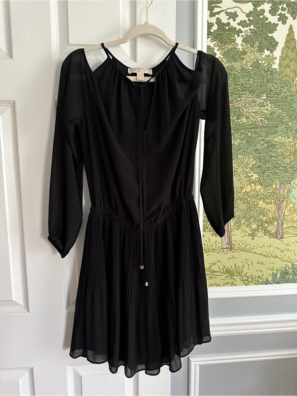 Michael Kors Black Cold-Shoulder Pleated Mini Dress S